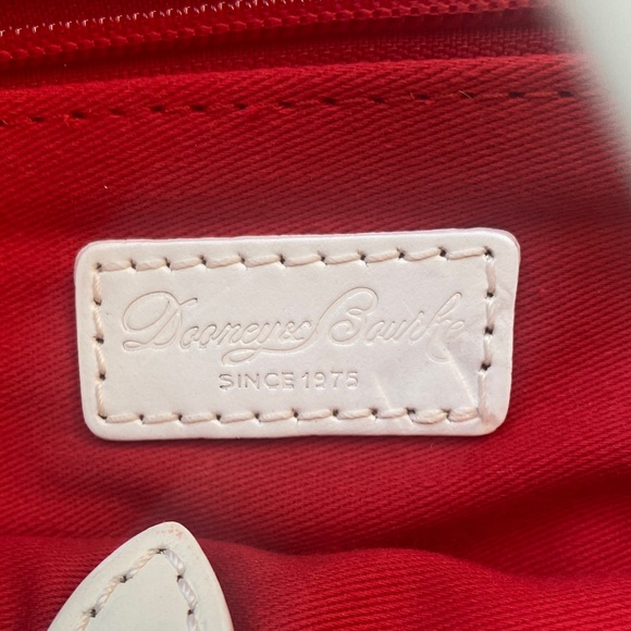 Dooney & Bourke Large Leisure Shopper Pink Floral Tote w/White Braided Handles - Picture 5 of 15